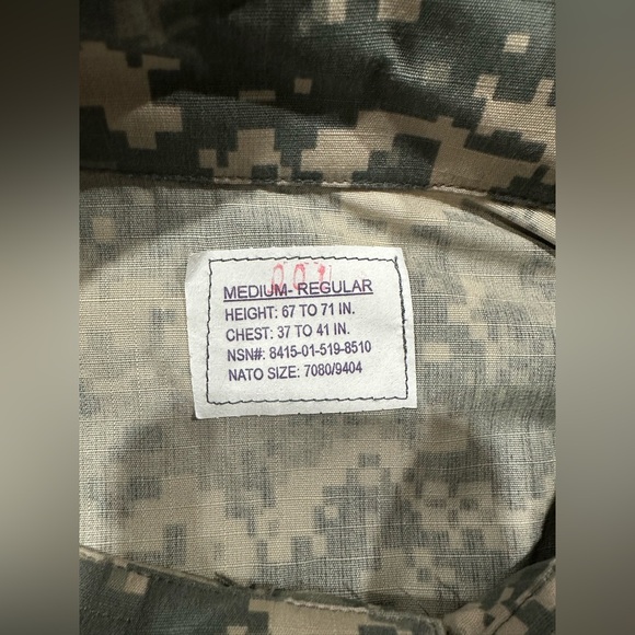 I184 NWT US Army Combat Coat Wind Resistant Camo FR Uniform Jacket Medium Reg - Picture 4 of 6